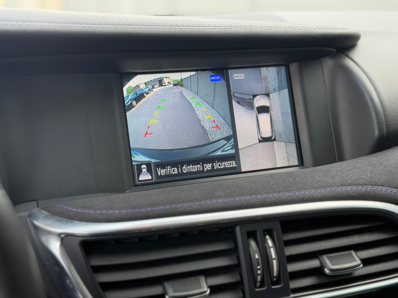 Infiniti Q30 1.5 diesel DCT Premium