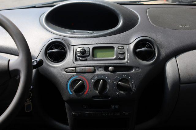 TOYOTA Yaris 1.0i 16V 5 Porte Sol Ideale per NEOPATENTATI