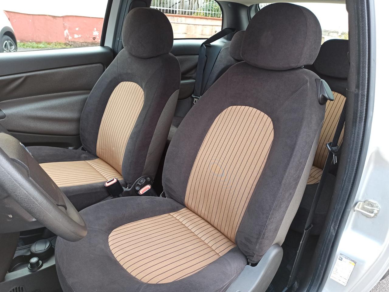 Lancia Ypsilon 1.2 8v Oro