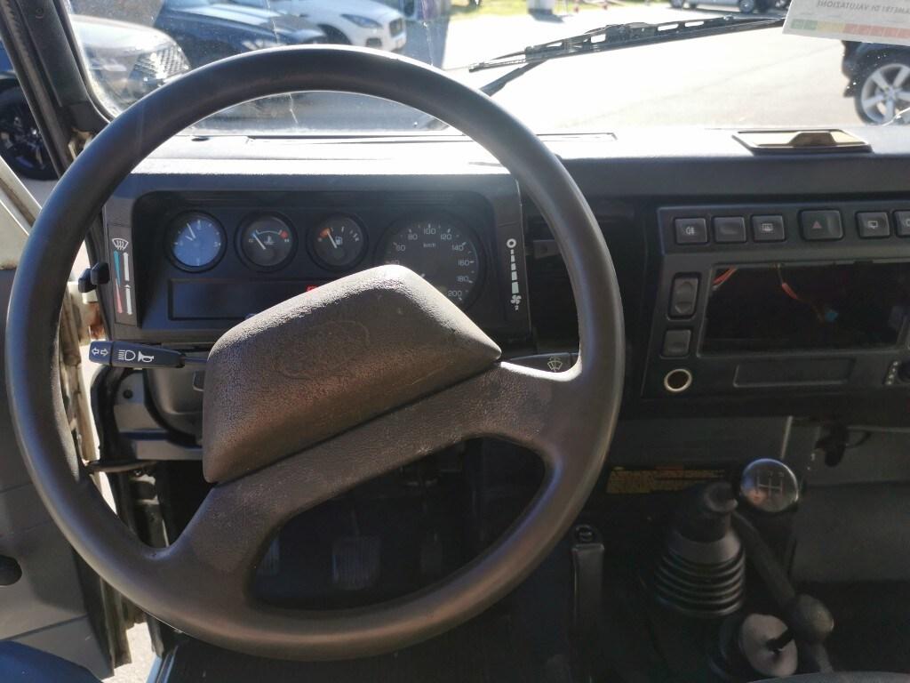 LAND ROVER Defender Defender 90 2.5 Td5 Station...