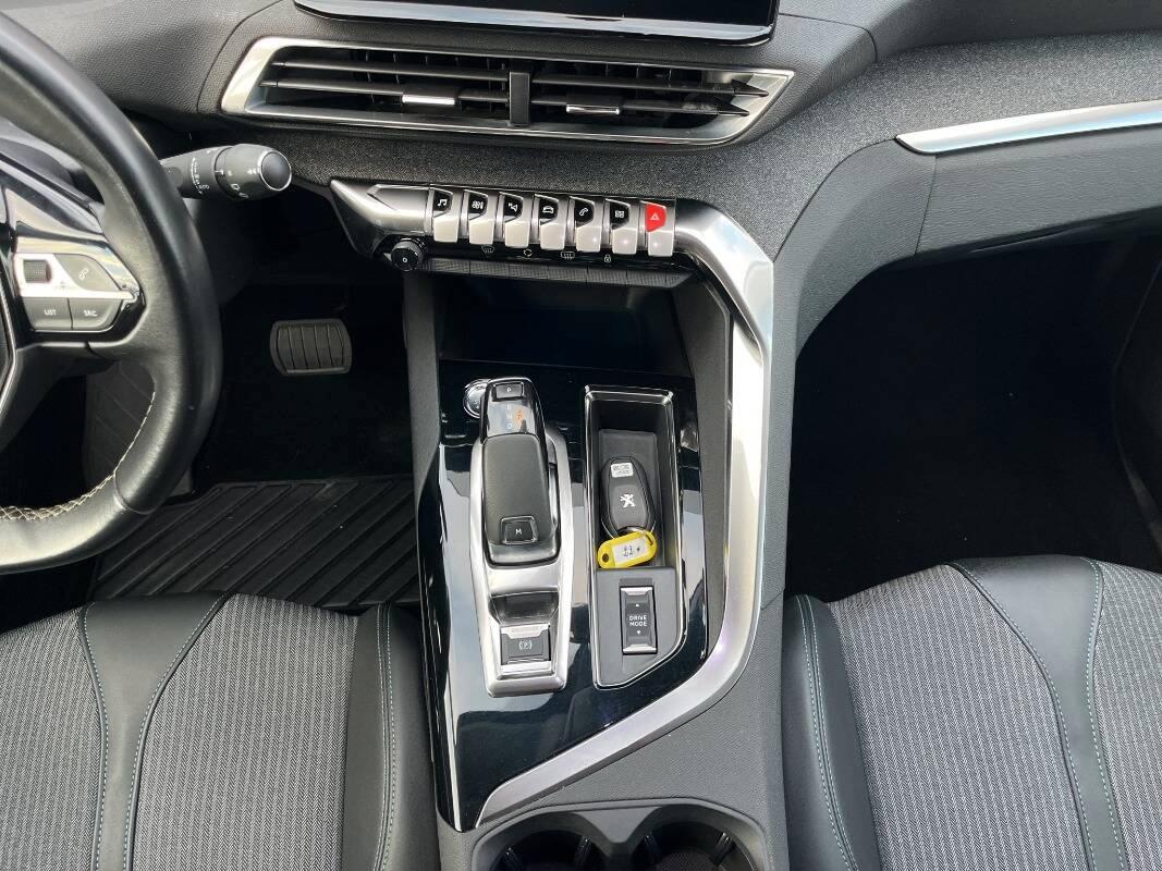 Peugeot 3008 II 1.5 bluehdi Allure Pack s&s 130cv eat8