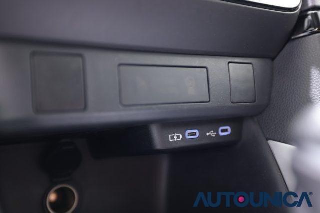 TOYOTA Yaris 1.5 130 HYBRID 5 PORTE ACTIVE NEOPATENTATI