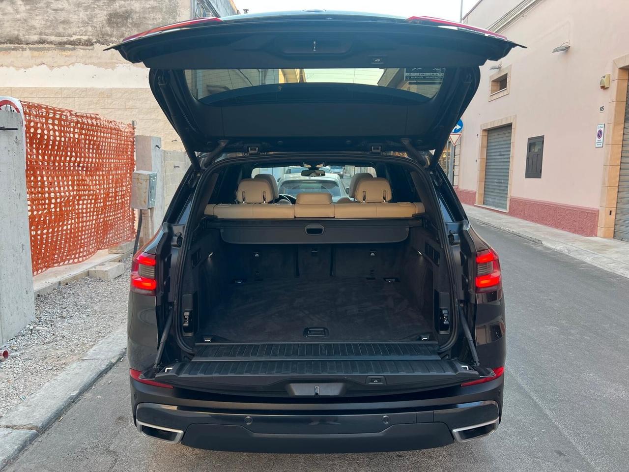 BMW X5 25D X-DRIVE 2.0 231CV TETTO PELLE NAVI CAM ANNO 2021