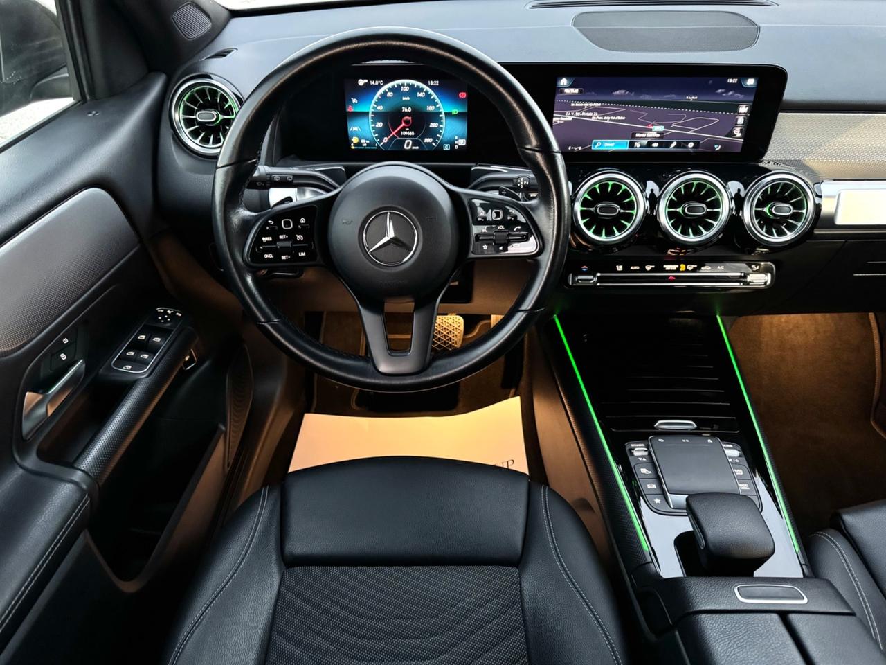 MERCEDES GLB 180d Sport - Luci Ambient Navi 18