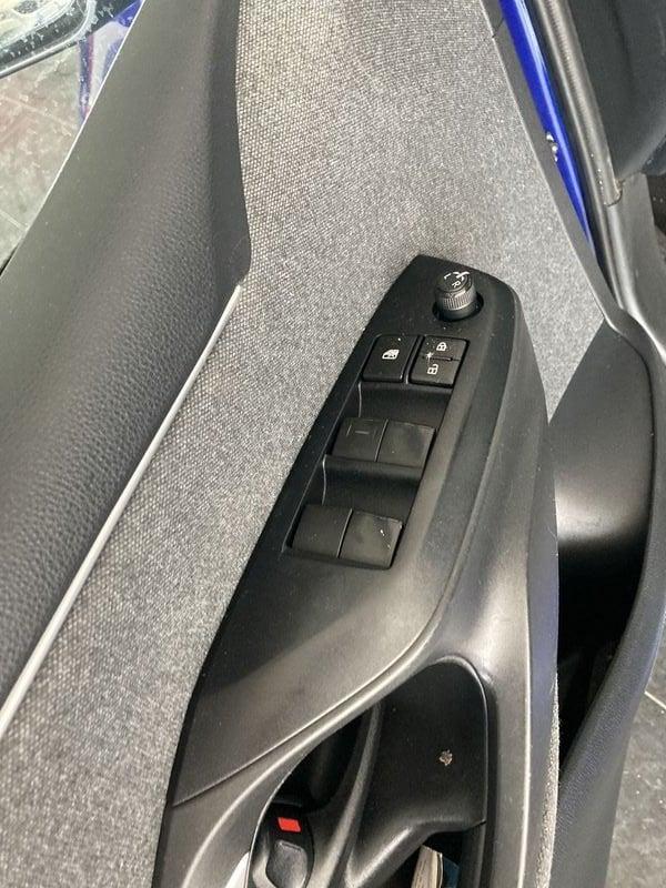 Toyota Yaris Hybrid Trend MY21