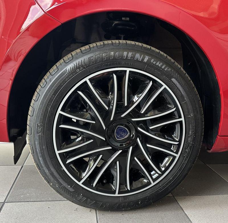 Lancia Ypsilon Lancia ypsilon 1.2 69 CV 5 porte S&S Gold
