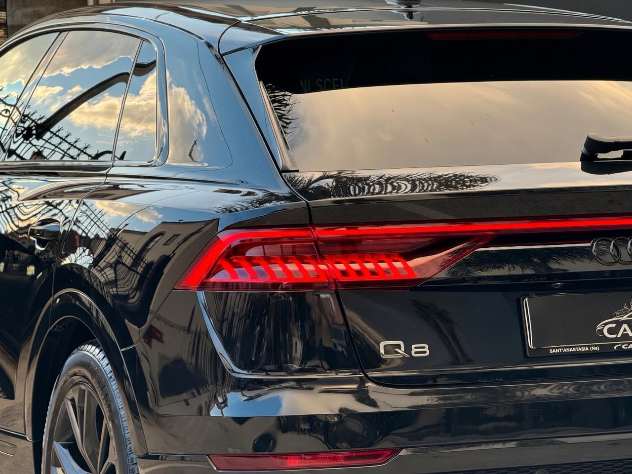 Audi Q8 50 TDI MHEV Quattro Tip 286CV S line
