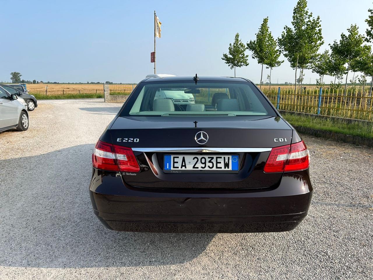 Mercedes-benz E 220 E 220 CDI BlueEFFICIENCY Executive