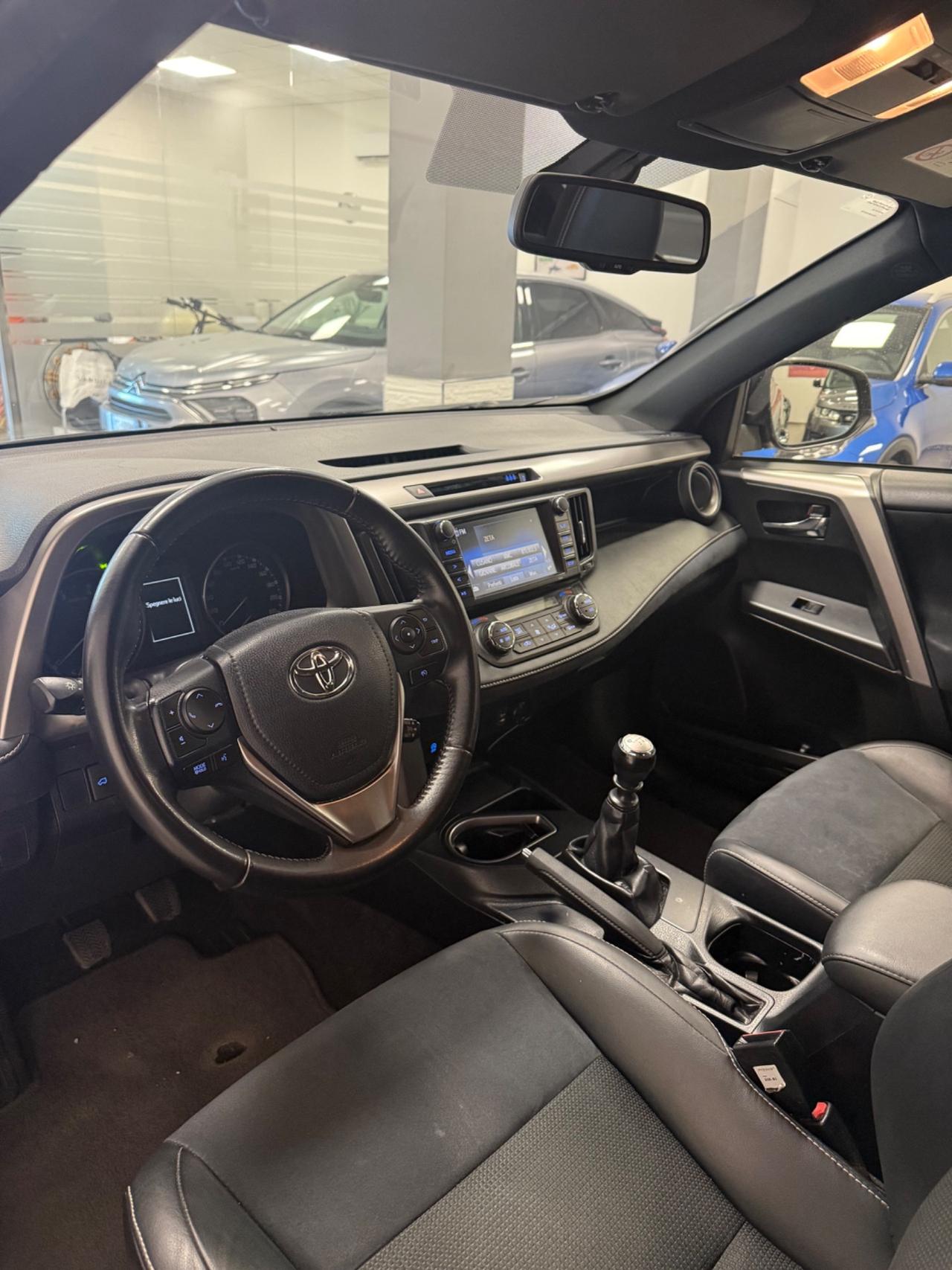 Toyota RAV 4 RAV4 2.0 D-4D 2WD Lounge