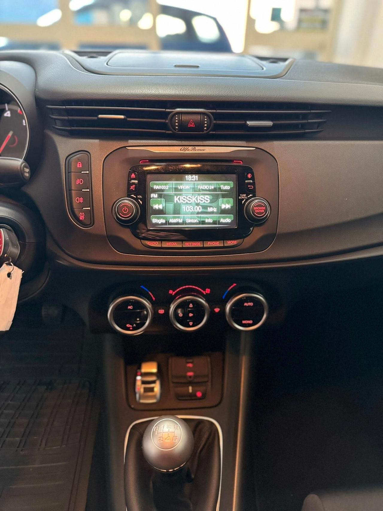 Alfa Romeo Giulietta 1.6 JTDm-2 105 CV Distinctive