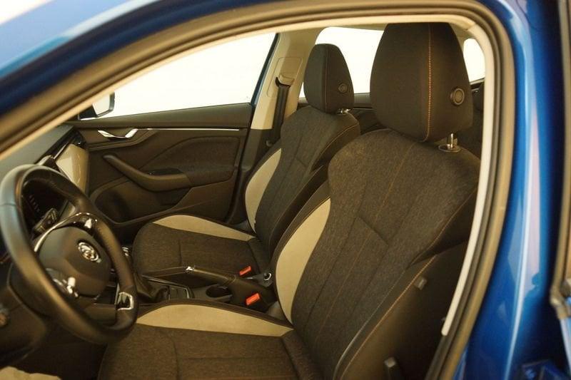 Škoda Kamiq 1.5 TSI ACT Black Dots DSG 150cv