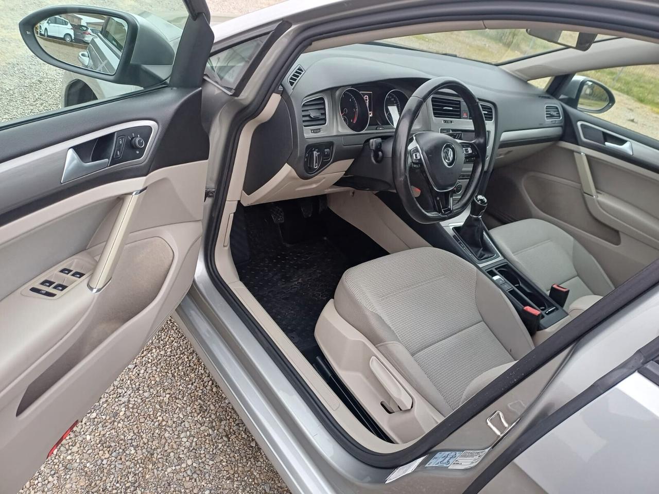 Volkswagen Golf 1.6 TDI 5p. Highline BlueMotion Technology