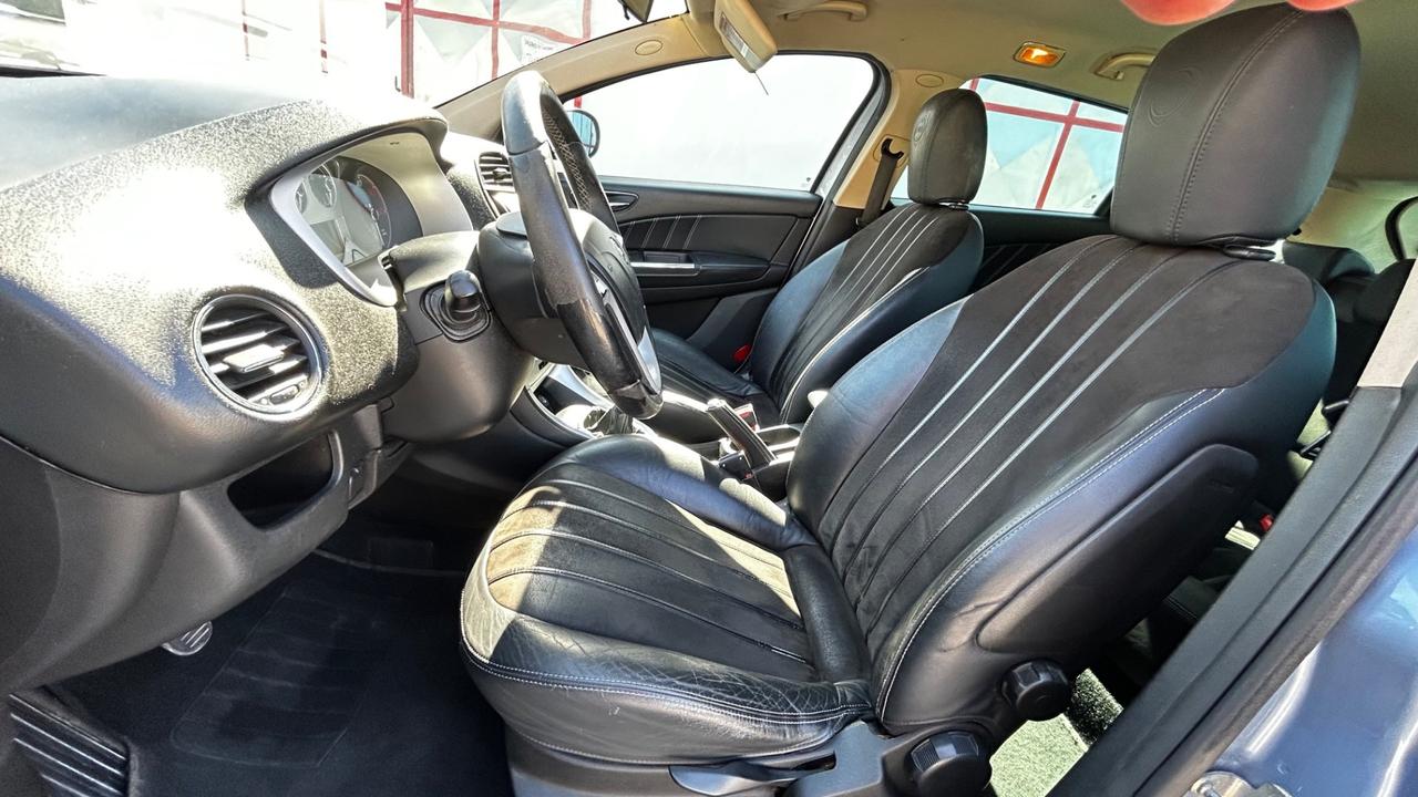 Lancia Delta 1.6 MJT 120cv