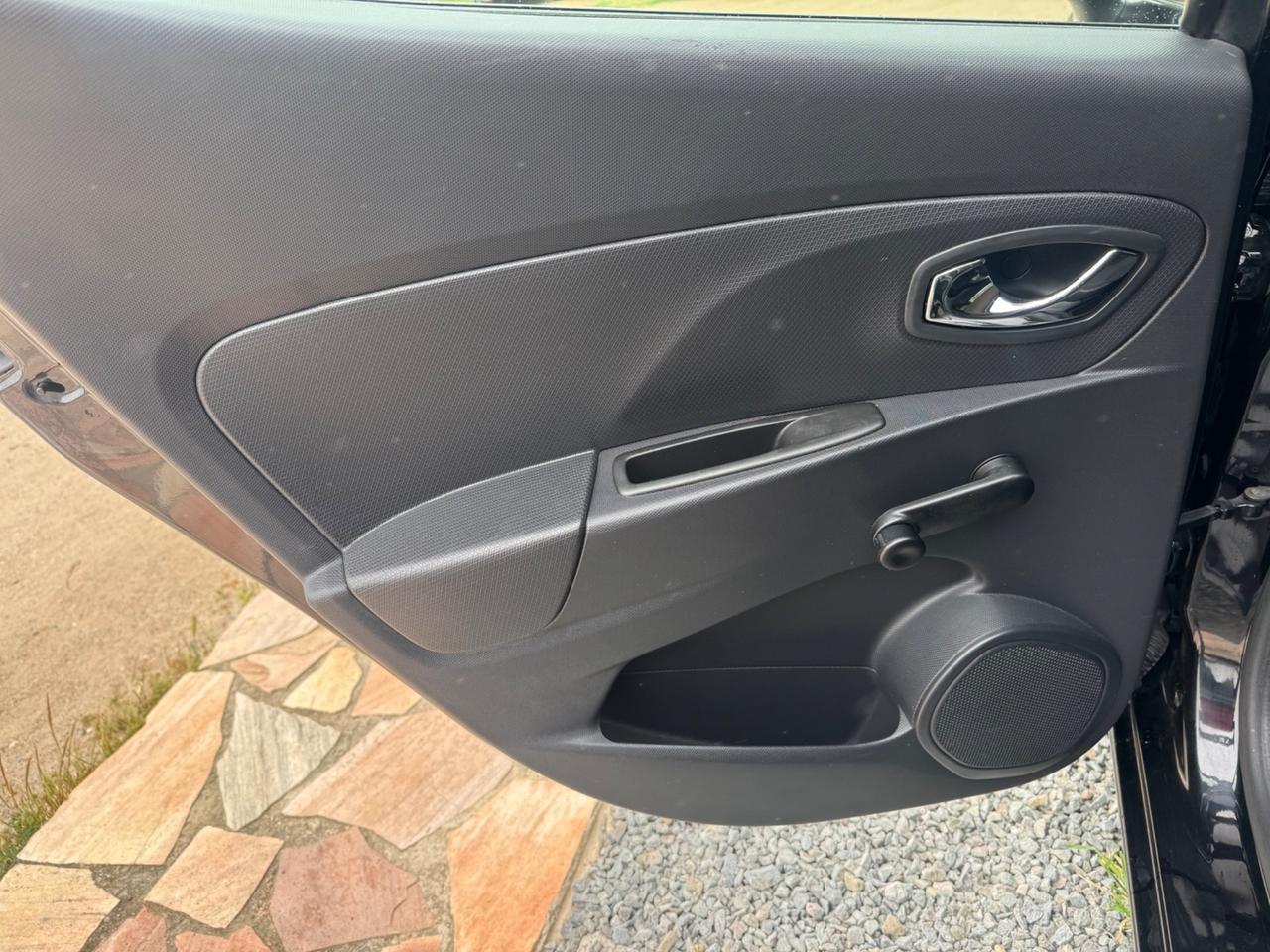 Renault Clio 1.5 dCi 8V 75CV 5