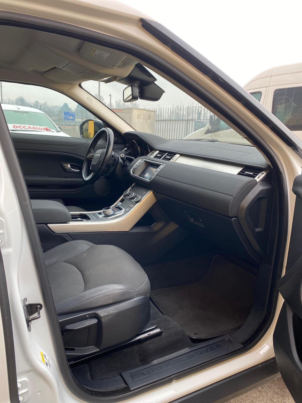 Land Rover Range Evoque 2.0 TD4 180 CV 5p. SE