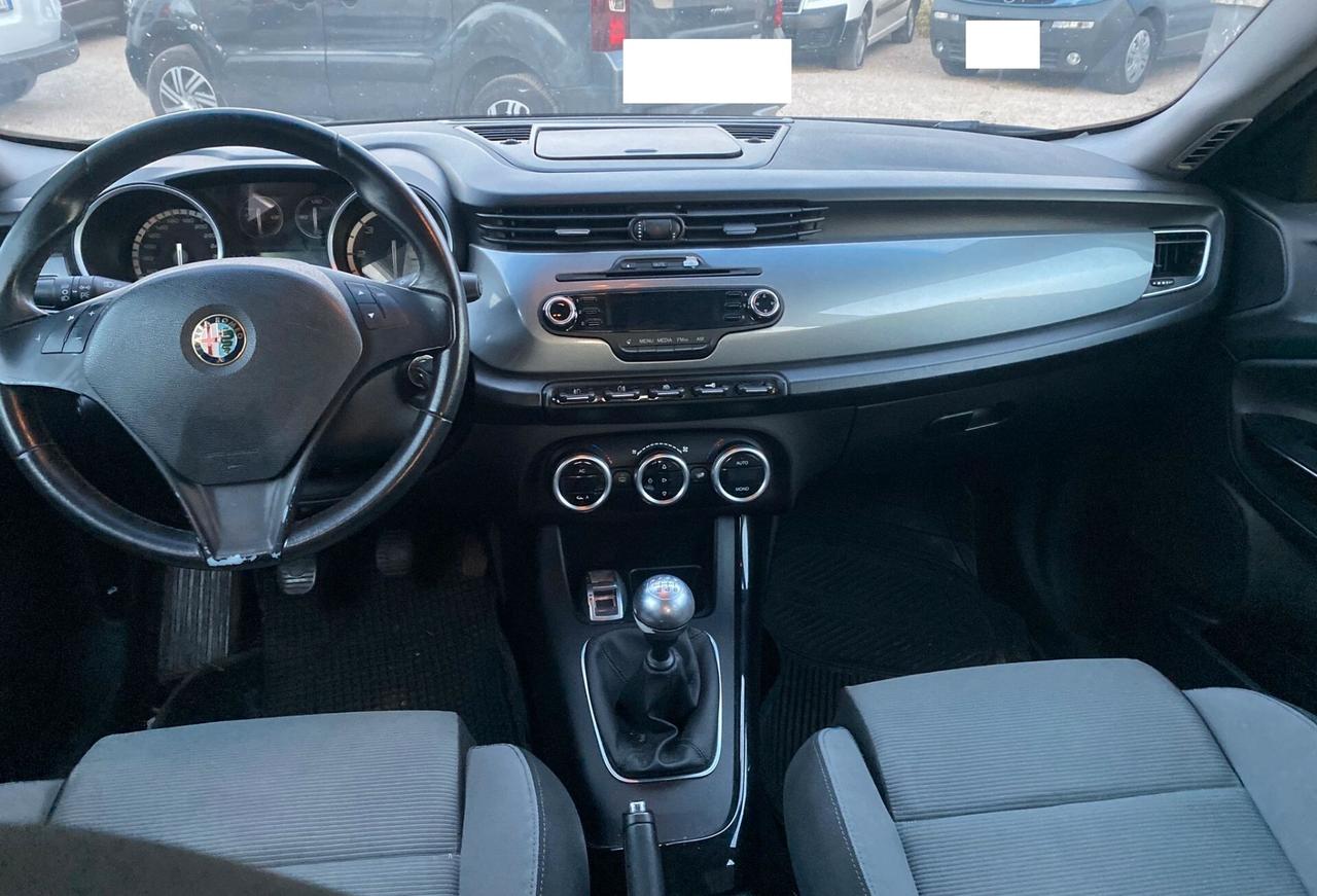 Alfa Romeo Giulietta 1.6 JTDm-2 105 CV Distinctive