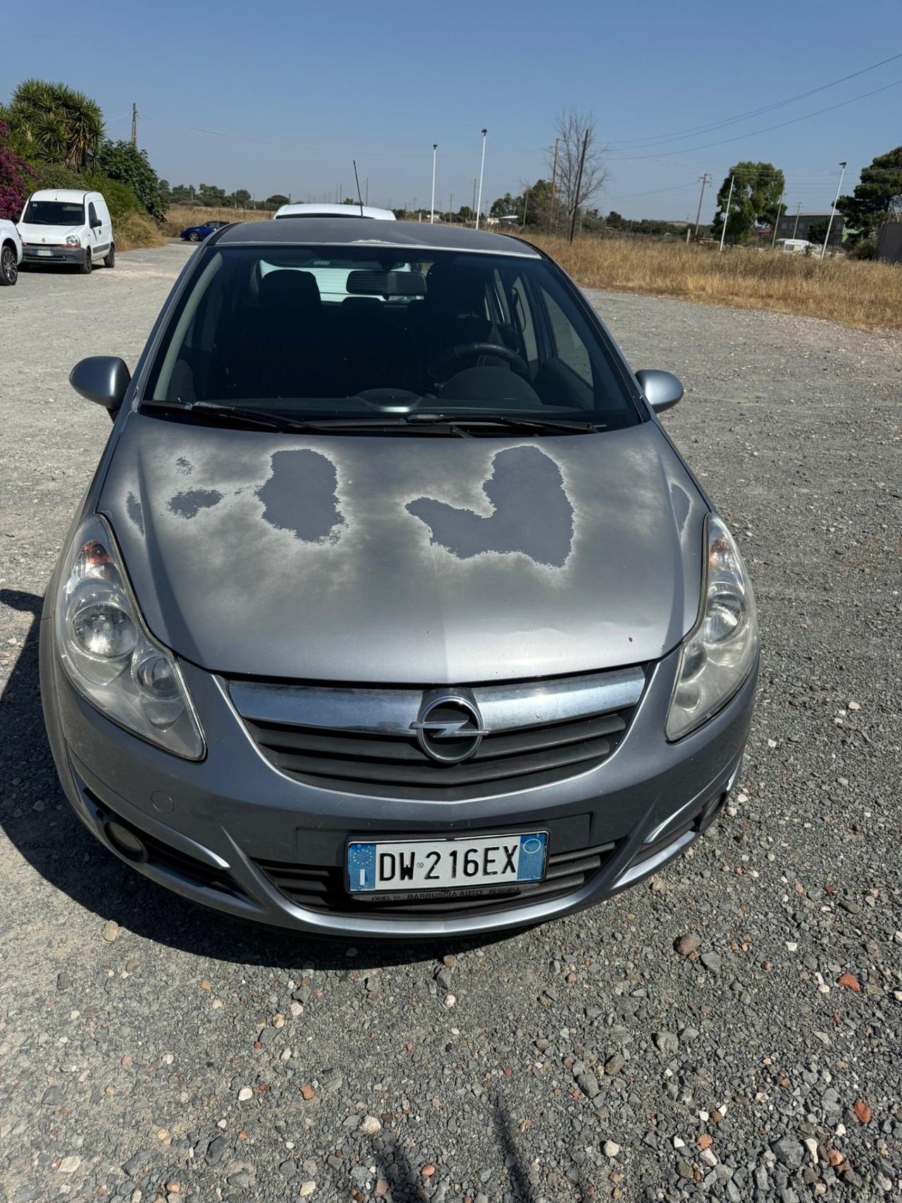 Opel Corsa 1.3 Diesel 75CV-5 porte-Neopatentati