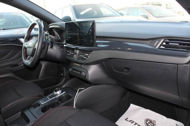 Ford Focus Wagon 1.5 ecoblue ST-Line 115cv AUTO con Navi e CarPlay