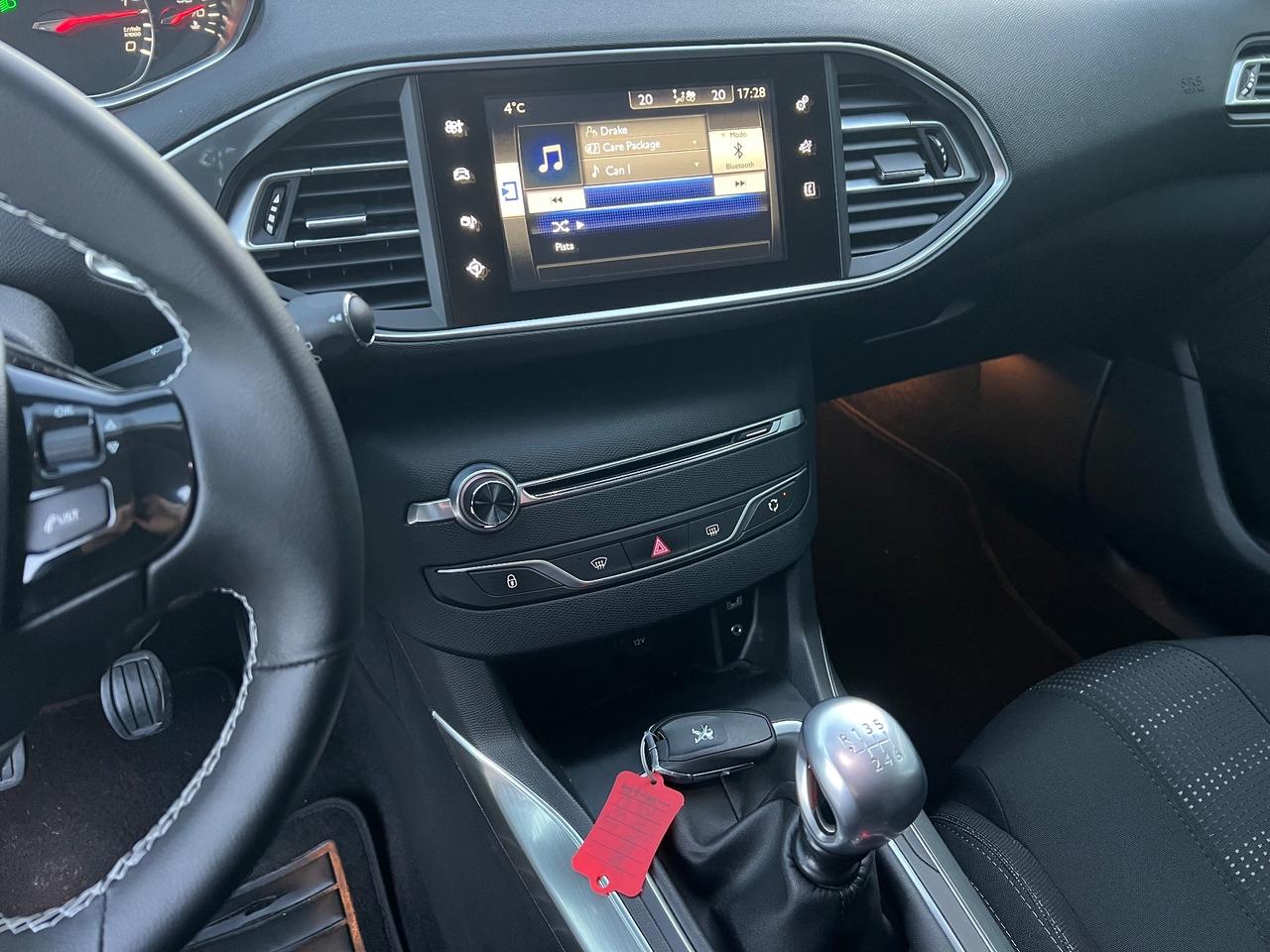 Peugeot 308 1.6 BlueHDi 120 Allure - 2017