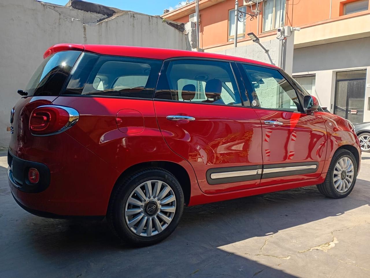 Fiat 500L Living 1.6 Multijet – Spaziosa e super accessoriata