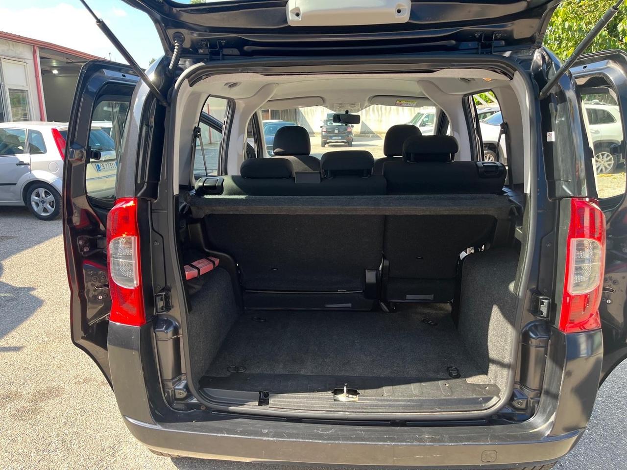 Fiat Qubo 5 posti -1.3 mjt- full - km 70000-2019