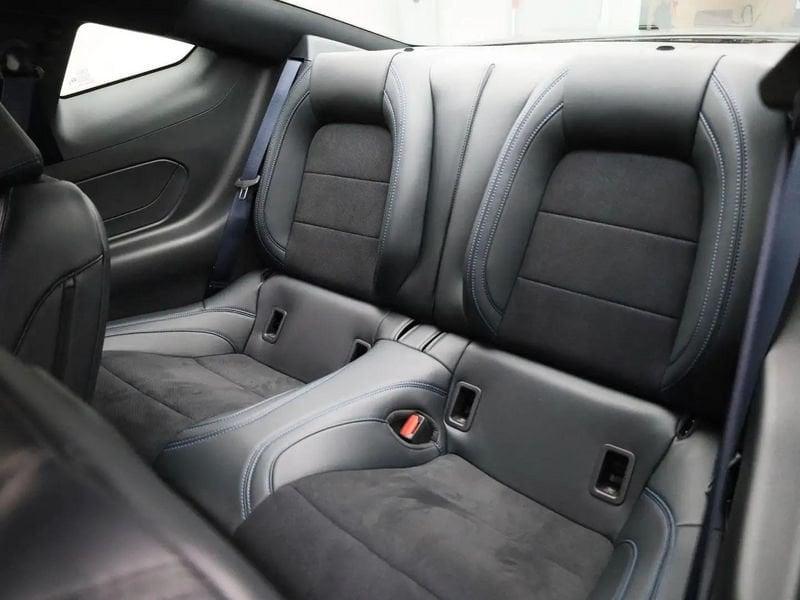 Ford Mustang 5.0 V8 453CV Dark Horse