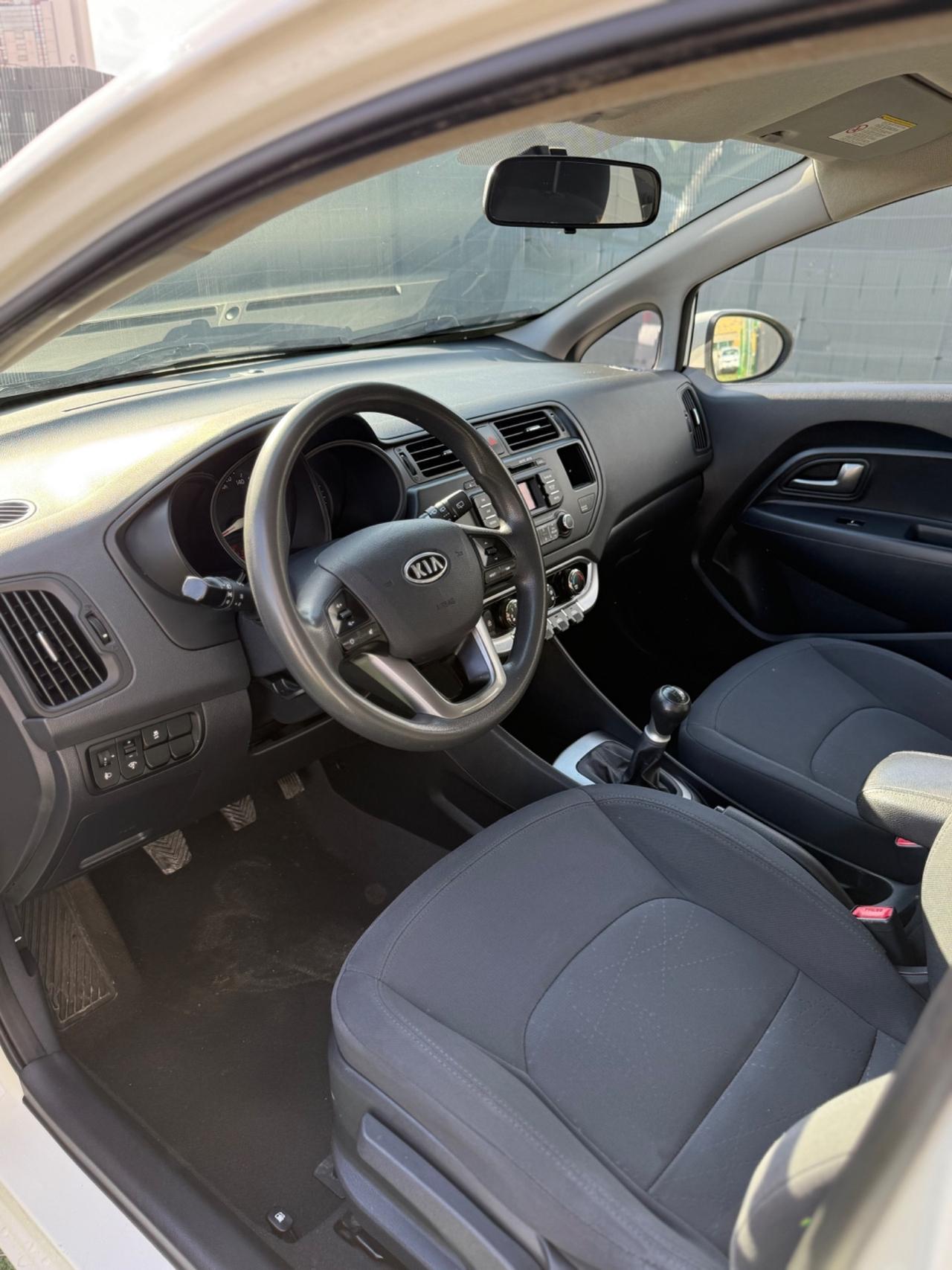 Kia RIO 1.2 BENZINA 2013 UNICOPROPRIETARIO NEOPATENTATI