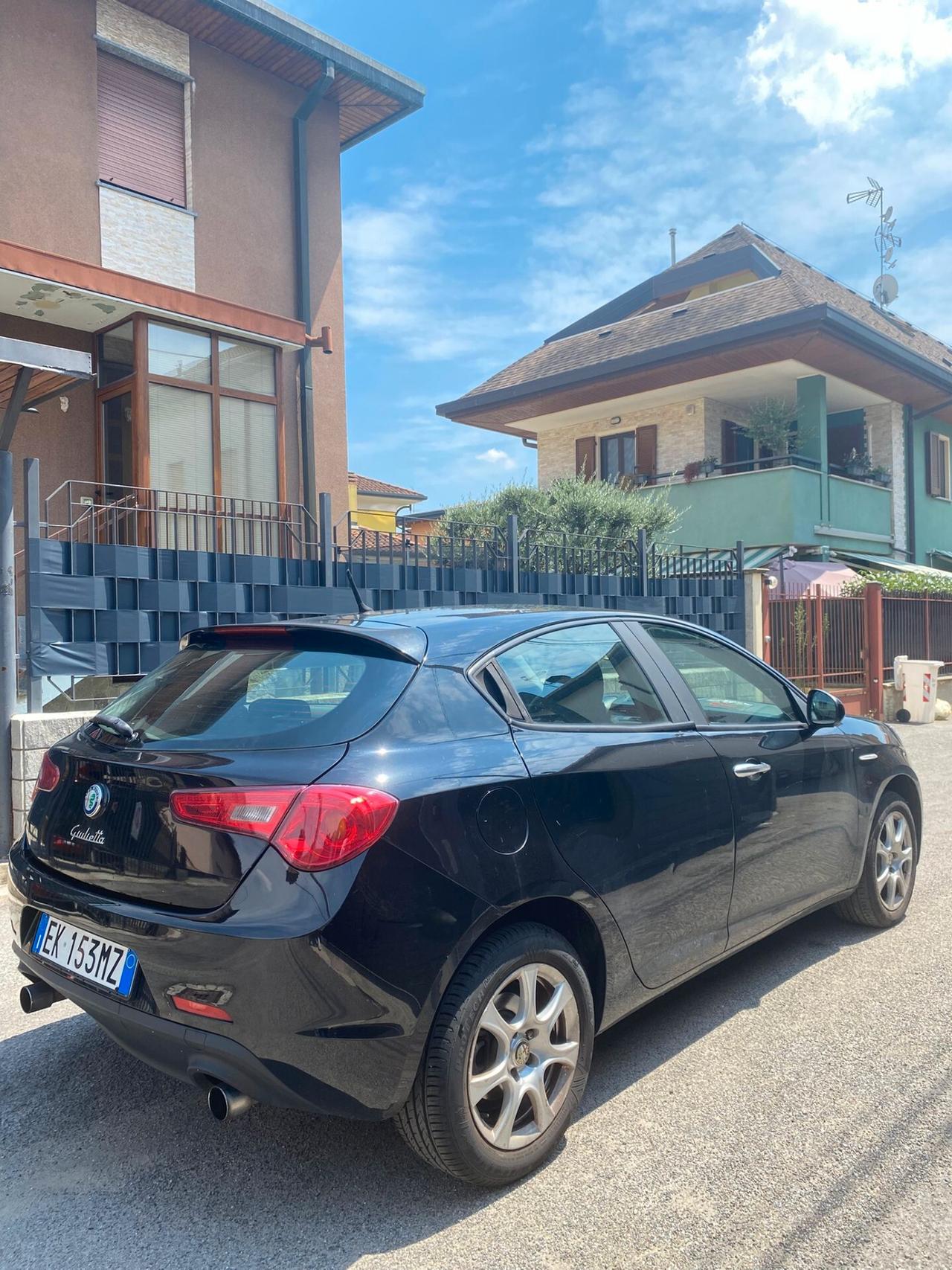 Alfa Romeo Giulietta 2.0 JTDm-2 170 CV Distinctive A SOLI 3.299 EURO