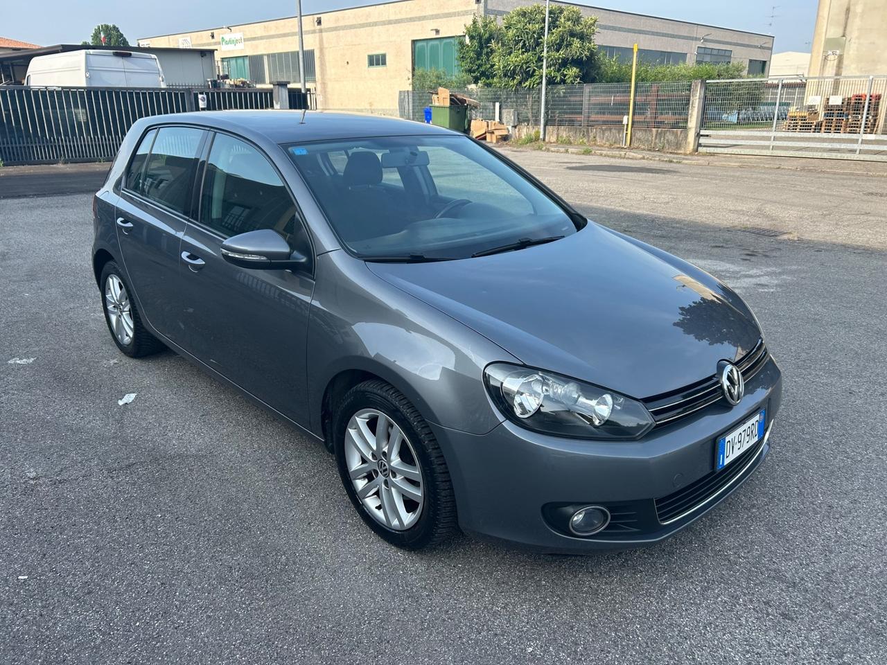Volkswagen Golf 2.0 TDI 110CV DPF 5p. Highline guidabile da neopatentati