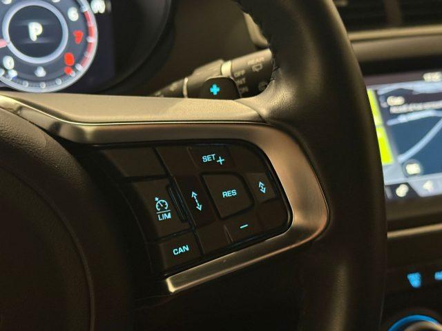 JAGUAR E-Pace 2.0 AWD aut. R-Dynamic SE