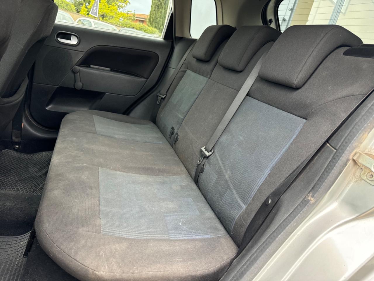 Ford Fiesta 1.4 TDCi 5 porte UNIPRO!