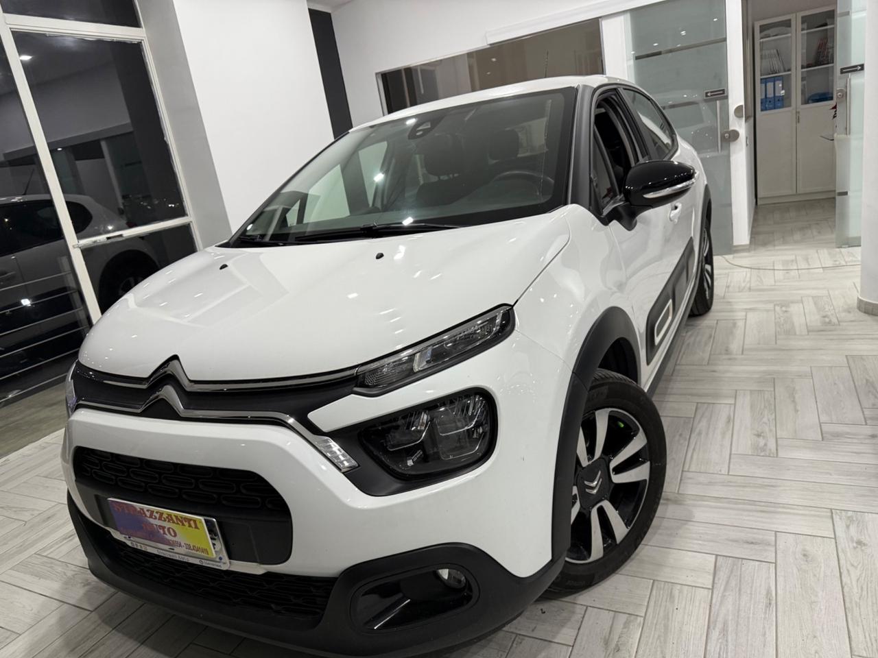 Citroen C3 BlueHDi100CV Shine AIRBUMP FULL LED2022