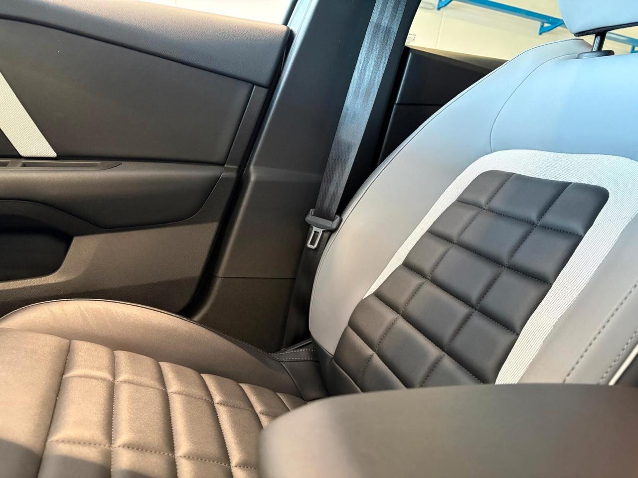 Citroen C4 MAX PureTech 130 EAT8 SPOTICAR