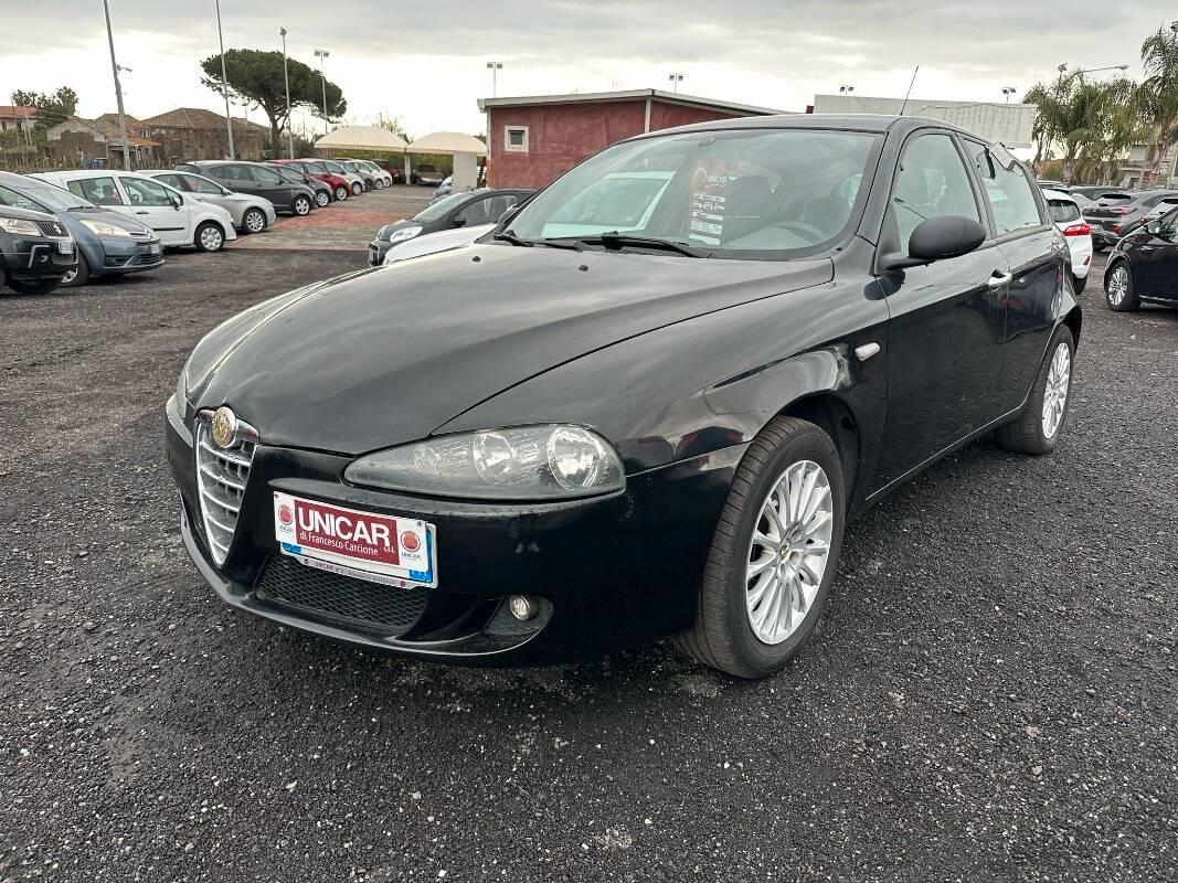 Alfa Romeo 147 1.6 ts 16v Distinctive c esp 105cv 5p