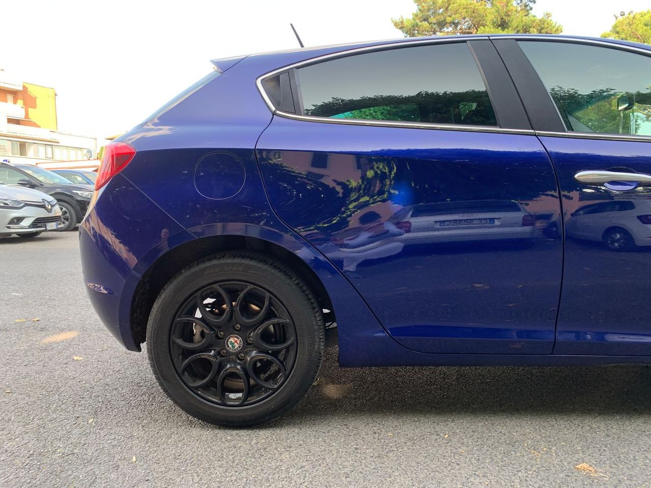Alfa Romeo Giulietta 1.6 JTDM 16V Super #5822