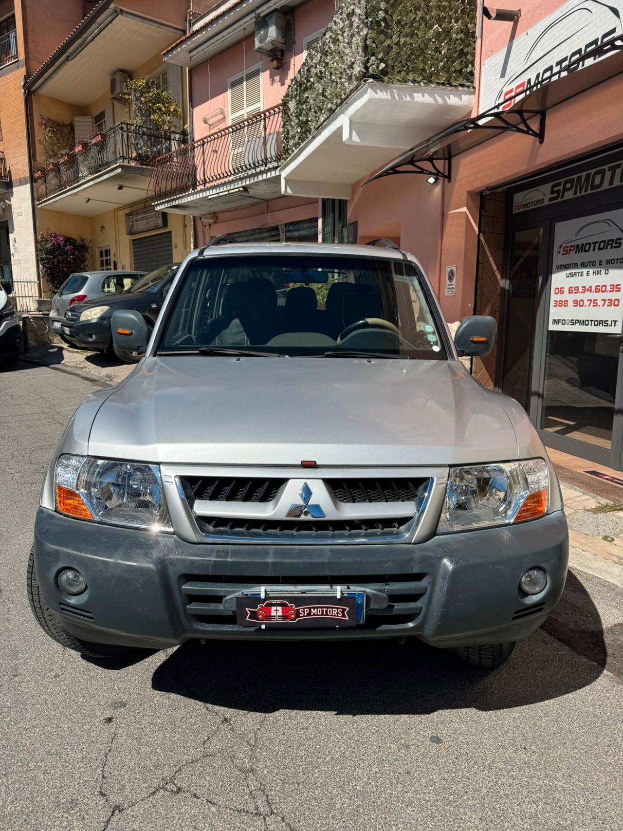 Mitsubishi Pajero 3.2 16V DI-D 5p. GLS1 160 cv, ASI, GANCIO TRAINO, 7 POSTI, UNIPRO, LIBRETTI SERVICE ORIGINALI