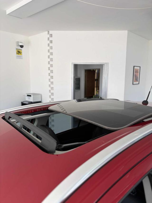 SUZUKI S-Cross 1.4 Hybrid A/T Starview