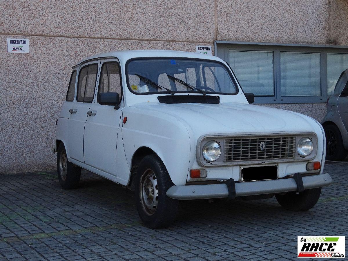 RENAULT - 4 - TL