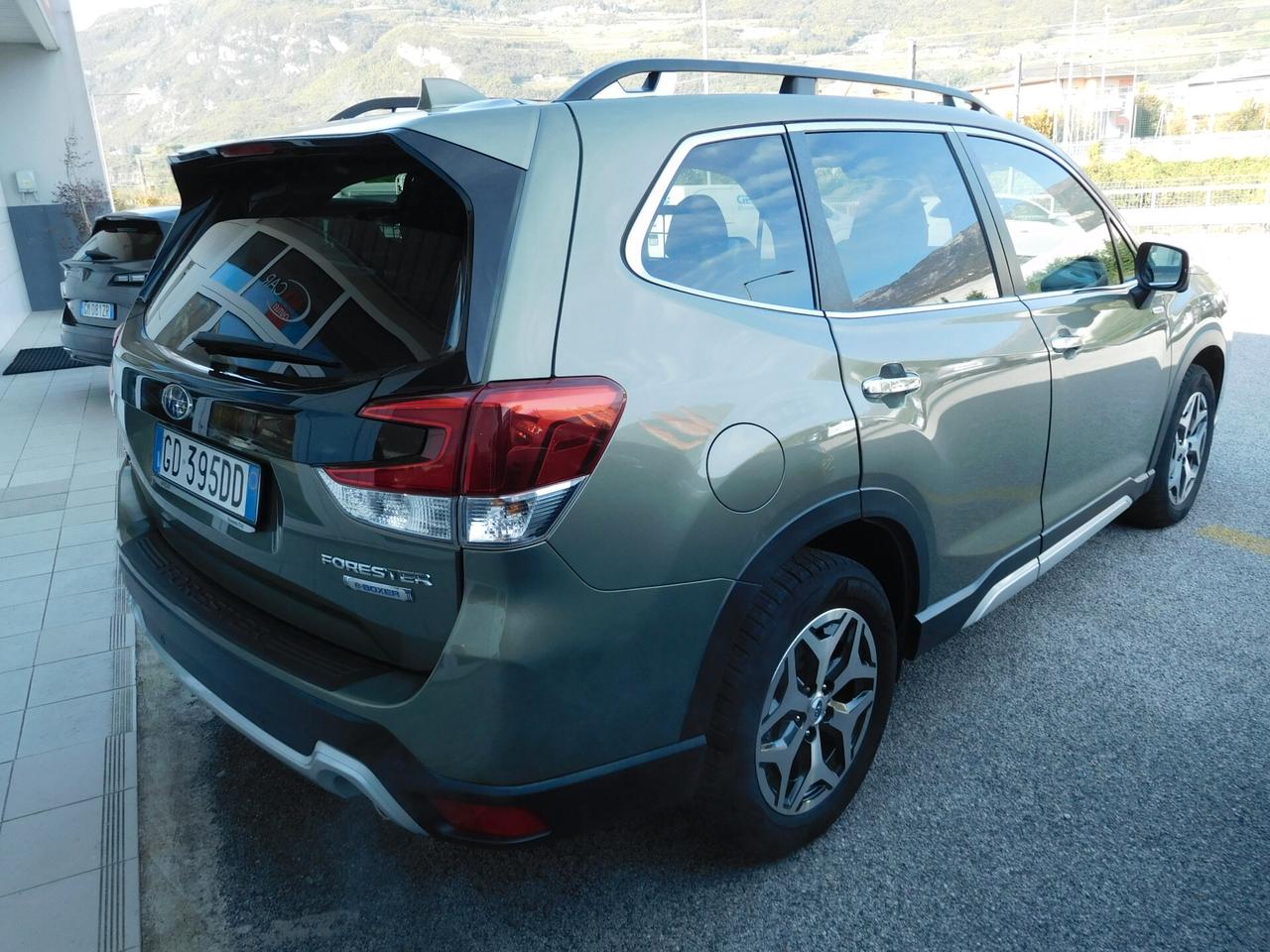 Subaru Forester 2.0 e-Boxer MHEV CVT Lineartronic Premium 150cv GANCIO TRAINO