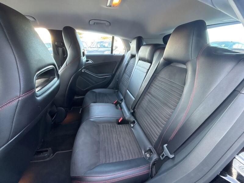 Mercedes-Benz CLA CLA SHOTINGBRAKE 220 4MATIC