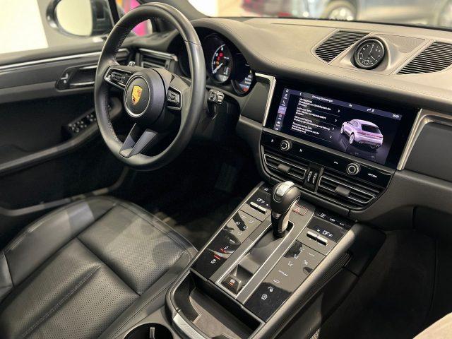 PORSCHE Macan 2.0