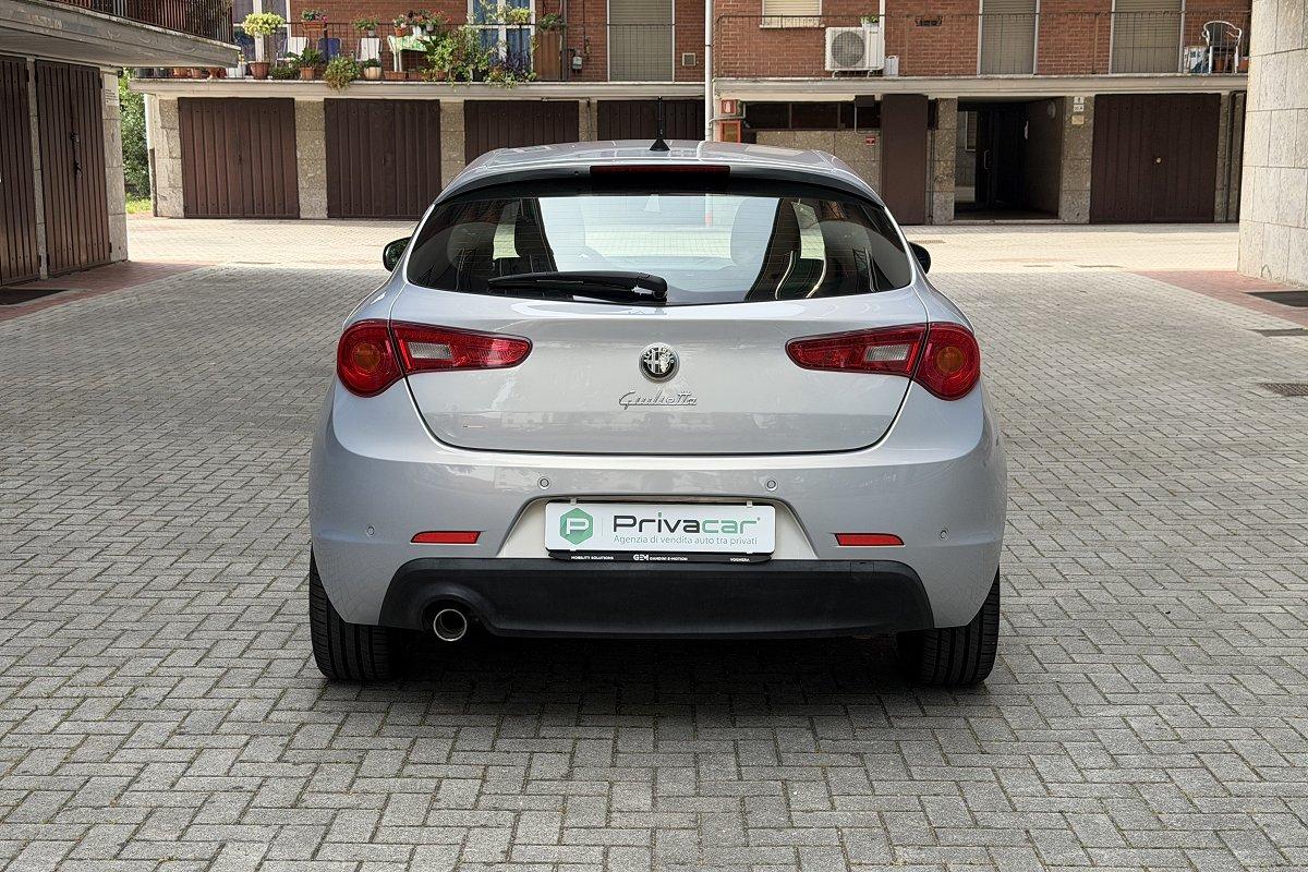 ALFA ROMEO Giulietta 1.6 JTDm-2 105 CV Distinctive