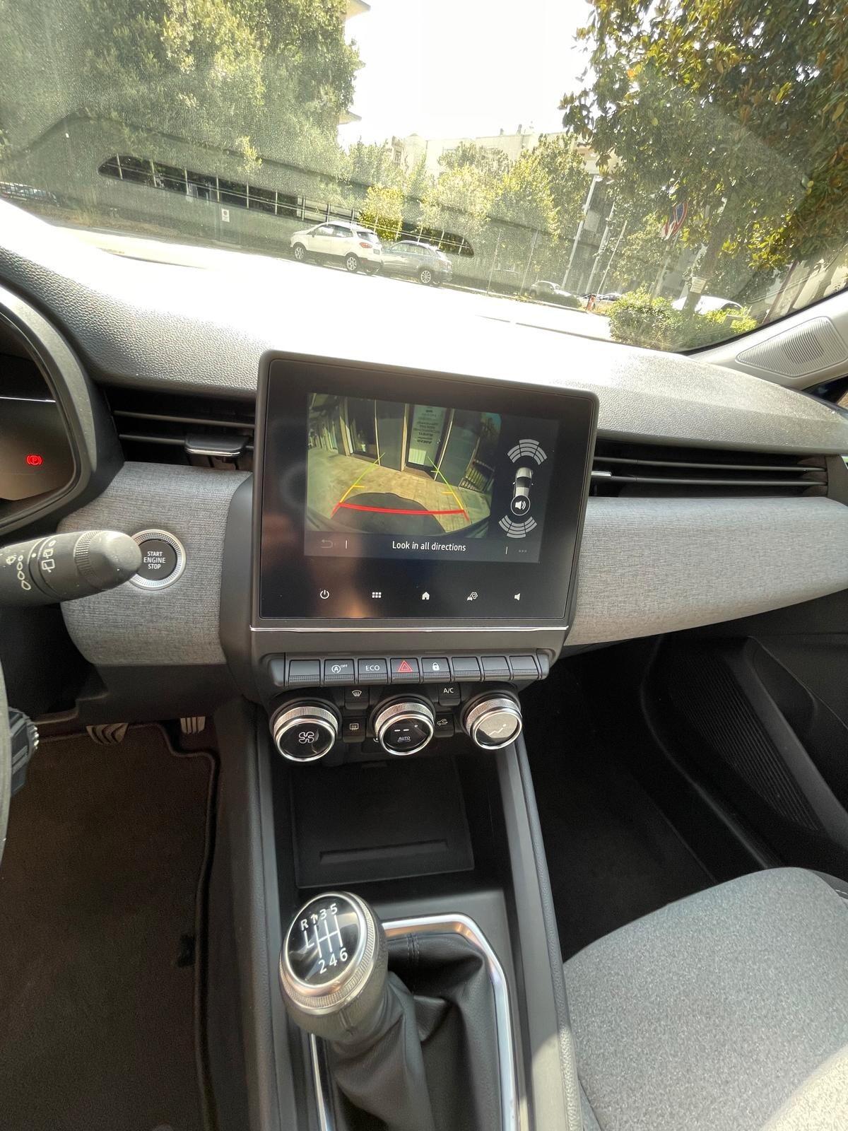 Mitsubishi Colt 1.0L turbo 90 CV Invite