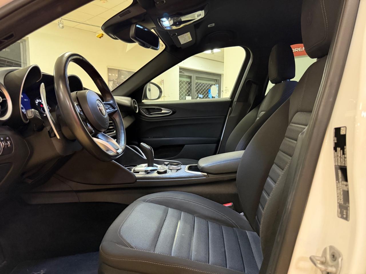 Alfa Romeo Giulia 2.2 Turbodiesel 190 CV AT8 Sprint