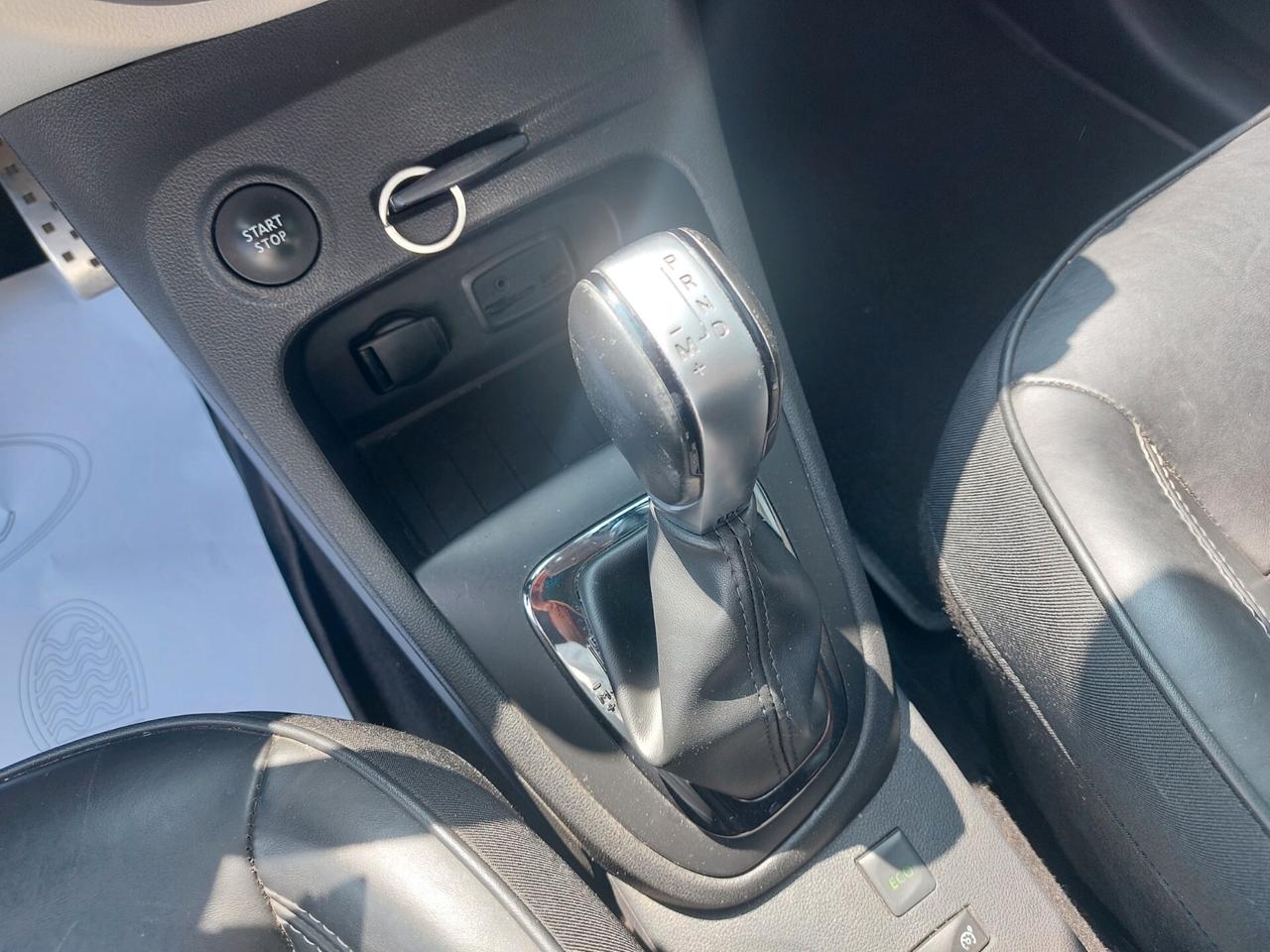 Renault Captur dCi 8V 110 CV Start&Stop Energy Initiale Paris