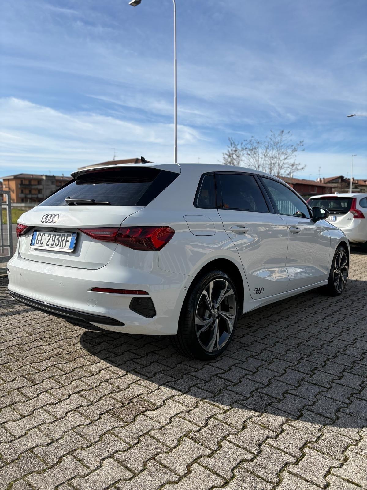 Audi A3 SPB 35 TFSI S tronic line edition