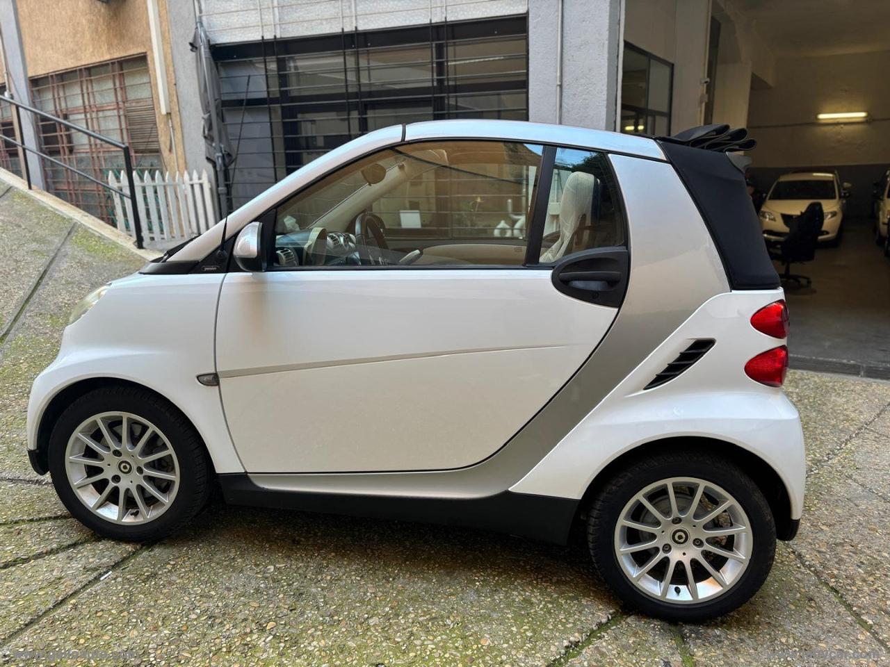 SMART fortwo 1000 52 kW cabrio pure