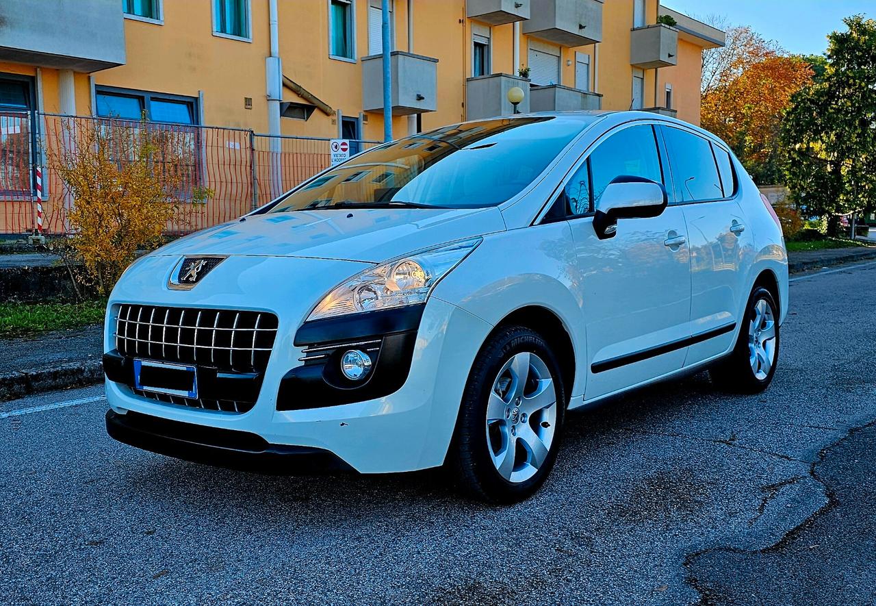 Peugeot 3008 1.6 HDi 110CV cambio robotizzato Premium