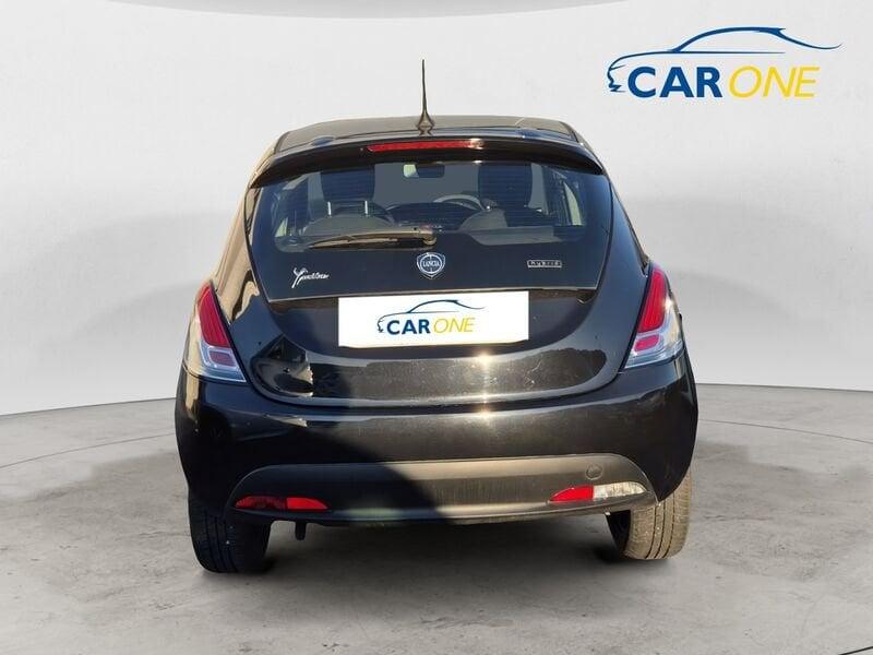 Lancia Ypsilon 1.0 FireFly 70cv Hybrid Gold Plus