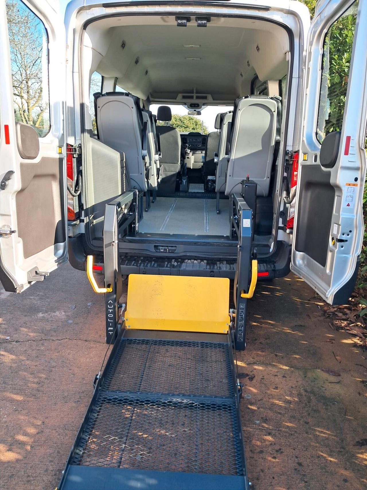 Ford Transit 2.0TDCi 130CV 9 posti TRASPORTO DISABILI